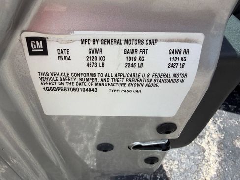 Used 2005 Cadillac CTS 3.6 w/ Preferred Equipment Group RWD image 2
