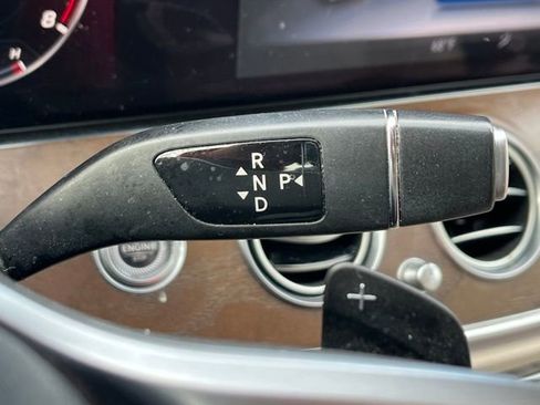 Used 2020 Mercedes-Benz E 350 4MATIC Sedan image 40
