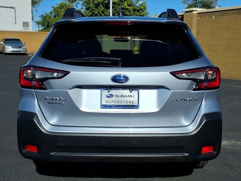 Certified 2023 Subaru Outback Premium image 5