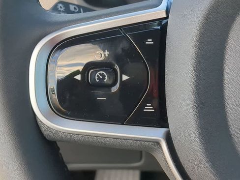 New 2026 Volvo XC90 B6 Plus w/ Protection Package Premier image 22