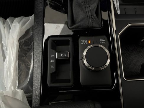 New 2026 Toyota Tundra SR5 AWD/4WD image 21