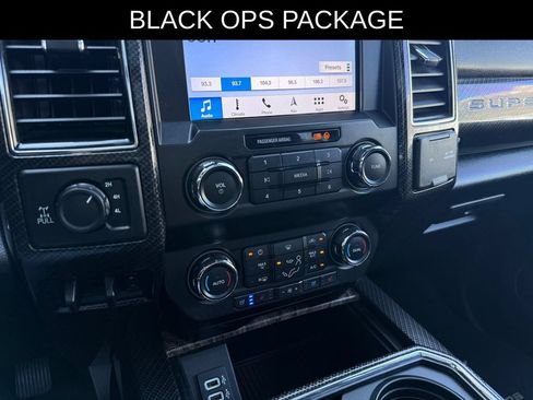 Used 2019 Ford F250 Lariat w/ Lariat Ultimate Package AWD/4WD image 28