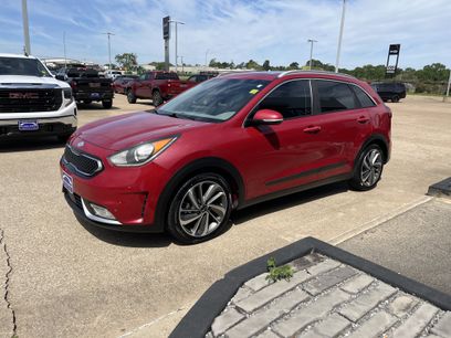 Used 2017 Kia Niro Touring w/ Advanced Technology Package