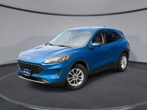 Certified 2021 Ford Escape SE w/ Convenience Package AWD/4WD image 1