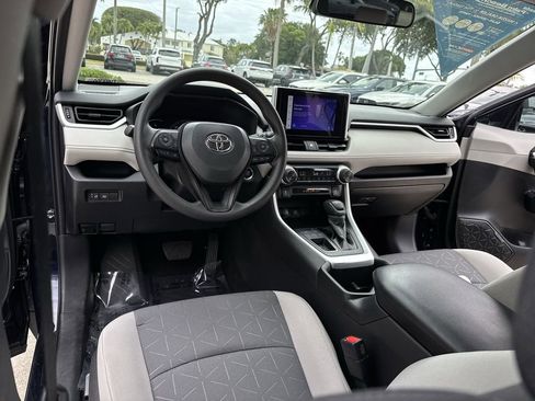 Used 2024 Toyota RAV4 XLE image 35