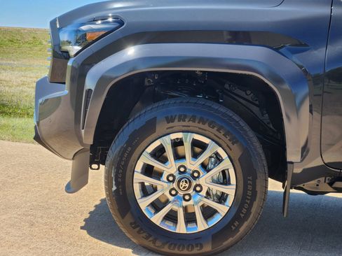 New 2026 Toyota Tacoma Limited AWD/4WD image 10