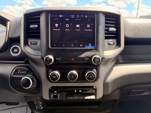 Used 2023 RAM 3500 Tradesman w/ Chrome Appearance Group AWD/4WD image 9