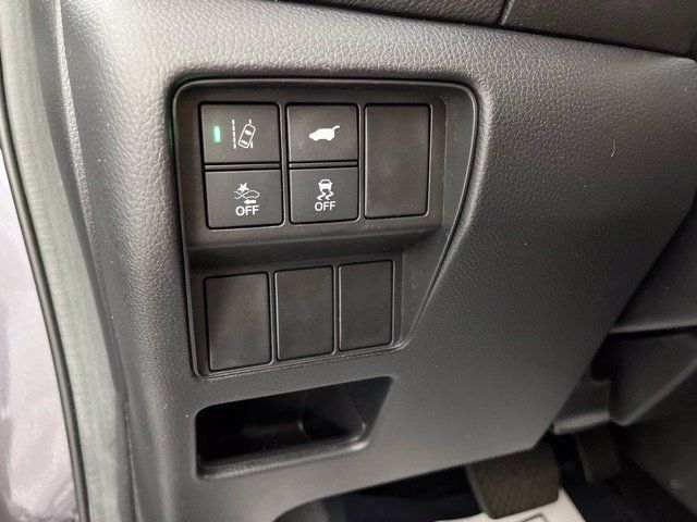 Used 2018 Honda CR-V Touring image 31