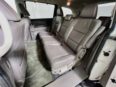 Used 2016 Honda Odyssey EX-L image 29