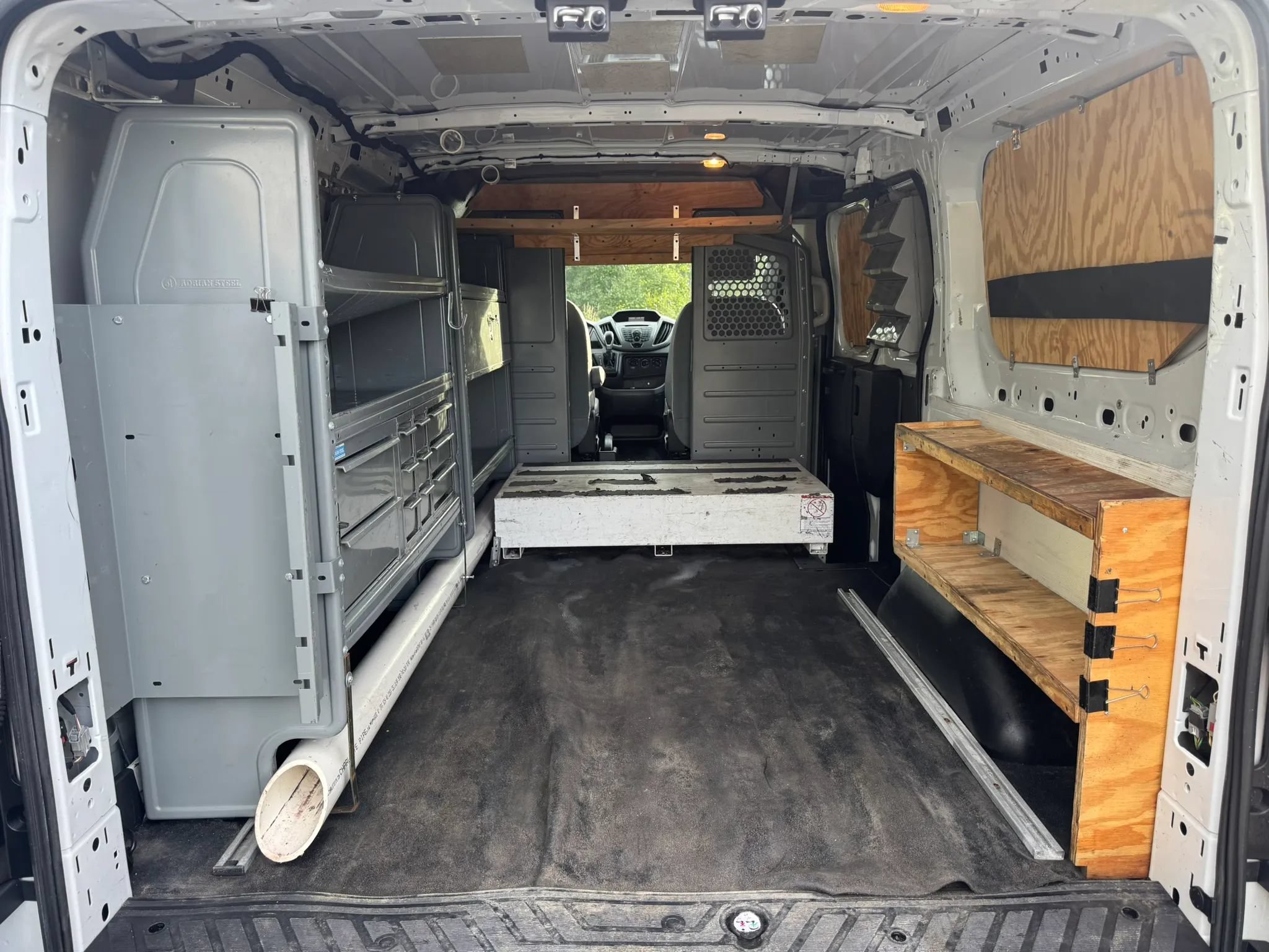 Used 2016 Ford Transit 250 130 Low Roof RWD image 21