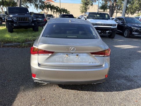 Used 2017 Lexus IS 200t w/ Premium Package RWD image 7