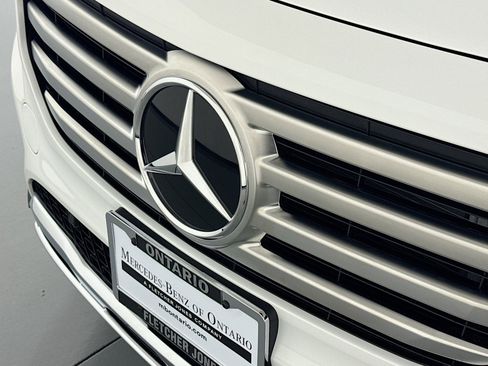 New 2026 Mercedes-Benz GLB 250 image 12