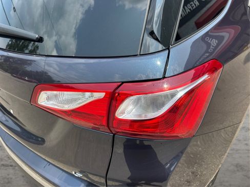 Used 2019 Chevrolet Equinox LT FWD image 22