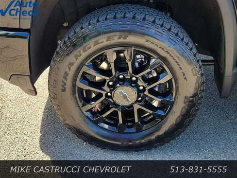 Used 2026 Chevrolet Silverado 2500 LT w/ Trail Boss Package AWD/4WD image 9