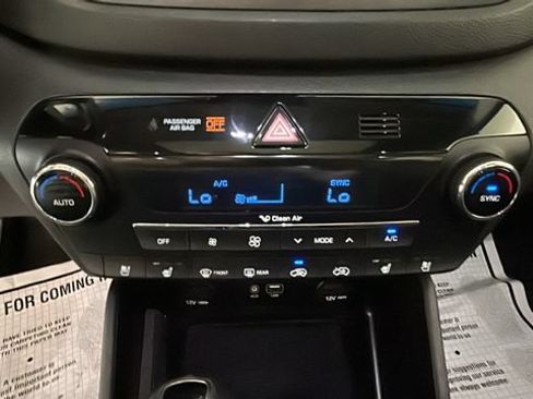 Used 2016 Hyundai Tucson Limited w/ Option Group 03 AWD/4WD image 23