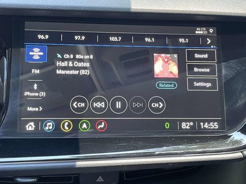 Used 2022 Buick Envision Avenir w/ Technology Package II FWD image 29