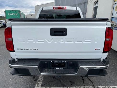 Used 2022 Chevrolet Colorado W/T w/ WT Convenience Package RWD image 4
