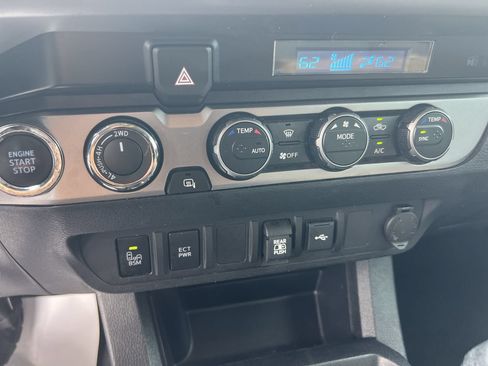 Used 2023 Toyota Tacoma SR5 w/ Technology Package AWD/4WD image 29
