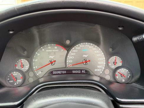 Used 2003 Chevrolet Corvette Convertible w/ Preferred Equipment Group1 RWD image 18