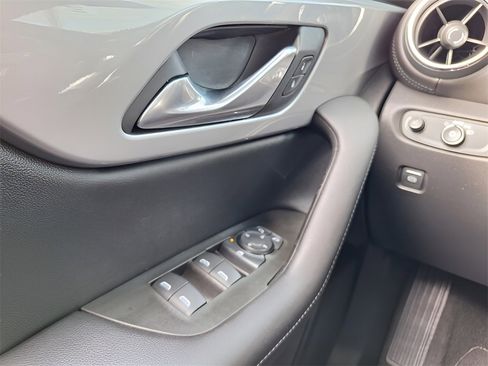 Used 2022 Chevrolet Blazer LT image 20