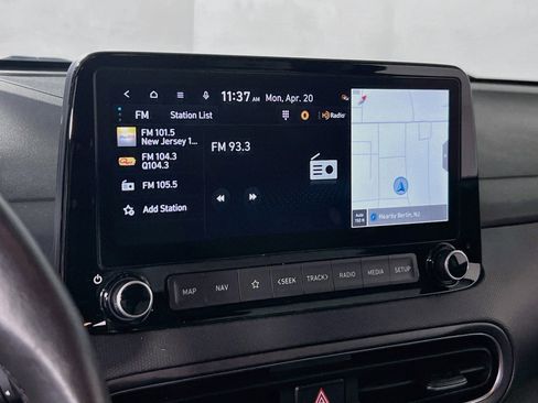 Used 2023 Hyundai Kona Limited image 15