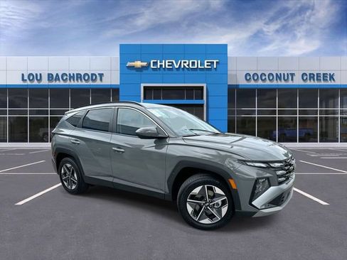 Used 2025 Hyundai Tucson SEL FWD image 1