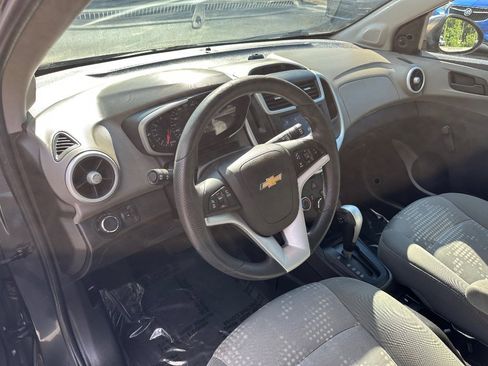 Used 2020 Chevrolet Sonic LT FWD image 11