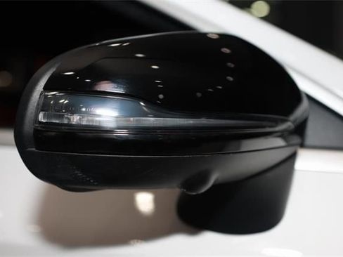 Used 2021 Mercedes-Benz C 300 C 300 image 26