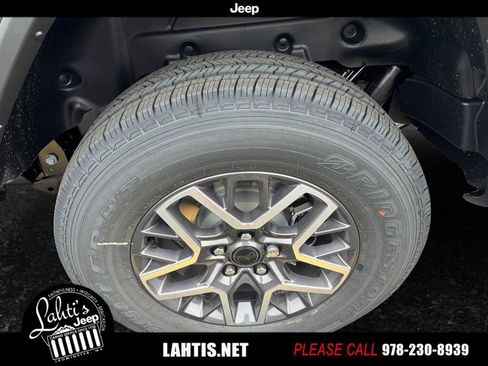 New 2026 Jeep Wrangler Unlimited Sahara image 22