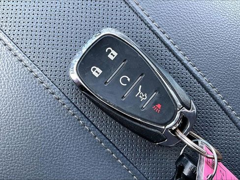 Used 2018 Chevrolet Traverse Premier w/ Driver Confidence II Package image 13