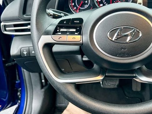 Certified 2023 Hyundai Elantra SEL image 24