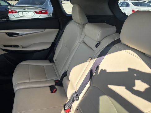 Used 2021 INFINITI QX50 Luxe image 12