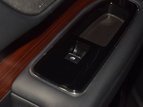 Used 2024 Lincoln Navigator L 4WD image 47