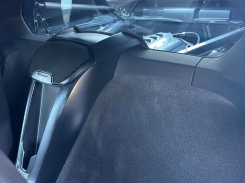 Used 2023 Chevrolet Corvette Stingray Coupe w/ Z51 Performance Package image 5