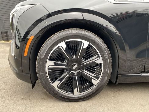 Certified 2025 Cadillac Escalade IQ Sport 1 w/ Smart Trailering package AWD/4WD image 12