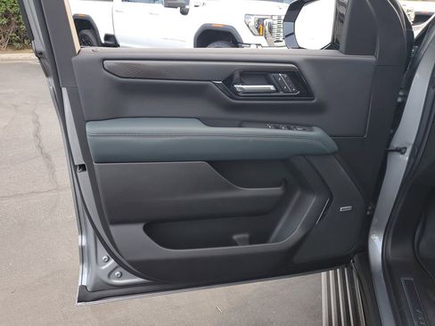 New 2026 GMC Yukon AT4 w/ AT4 Premium Plus Package image 17