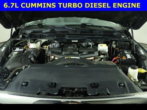 Used 2017 RAM 2500 Tradesman w/ Chrome Appearance Group image 5