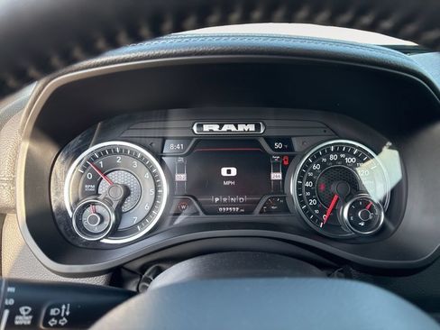 Used 2024 RAM 1500 Laramie AWD/4WD image 41