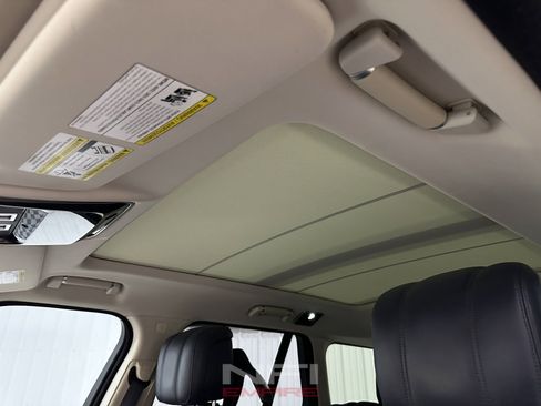 Used 2018 Land Rover Range Rover Supercharged image 36