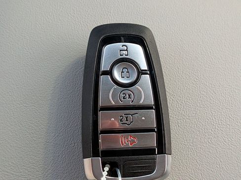 New 2026 Ford Explorer Active w/ Active Comfort Package image 32