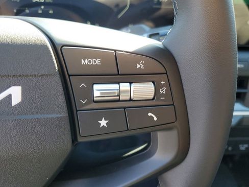 Used 2025 Kia K4 EX FWD image 12