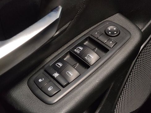 Used 2019 RAM 1500 Tradesman image 27