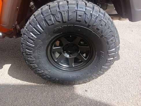 New 2025 Jeep Gladiator Sport image 14