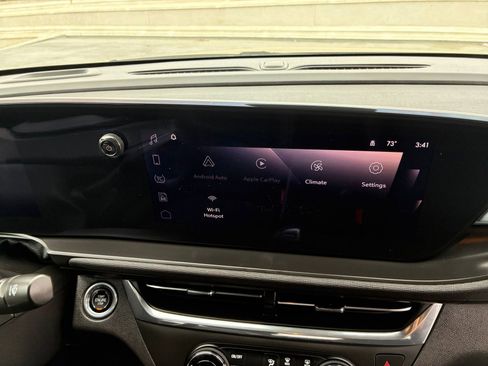 Used 2025 Buick Envista Preferred FWD image 20