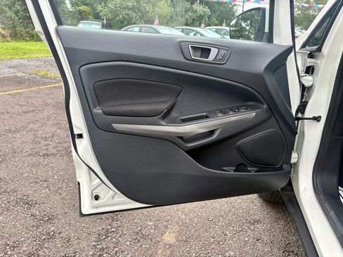 Used 2021 Ford EcoSport SE FWD image 11