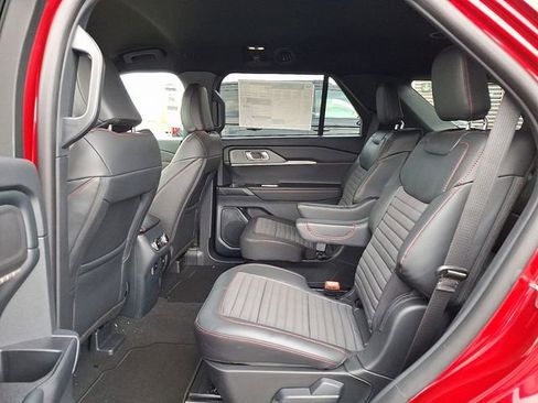 New 2026 Ford Explorer ST-Line w/ ST-Line Street Pack image 5