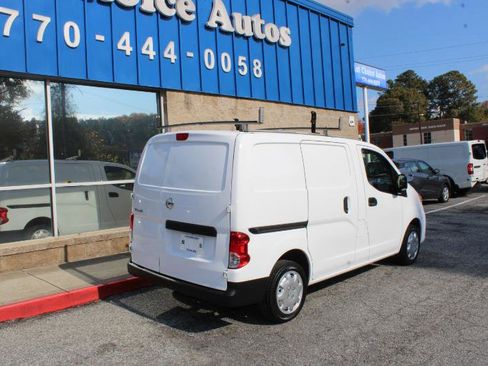 Used 2020 Nissan NV200 S image 4