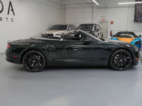 Used 2022 Bentley Continental GT AWD/4WD image 36