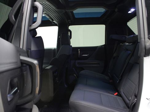 Used 2025 GMC Hummer EV 3X w/ LPO, Sport Package image 13