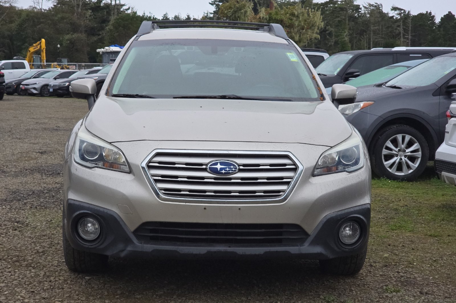 Used 2017 Subaru Outback 2.5i Premium AWD/4WD image 3